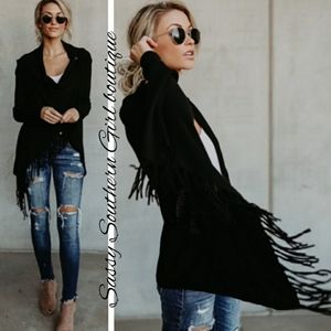 🆕⭐Fall trend⭐Black fringe wrap cardigan sweater